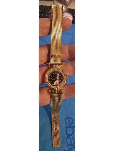 Vtg Barbie Womens Gold Tone Watch With Rhinestones And Mesh Band 20$